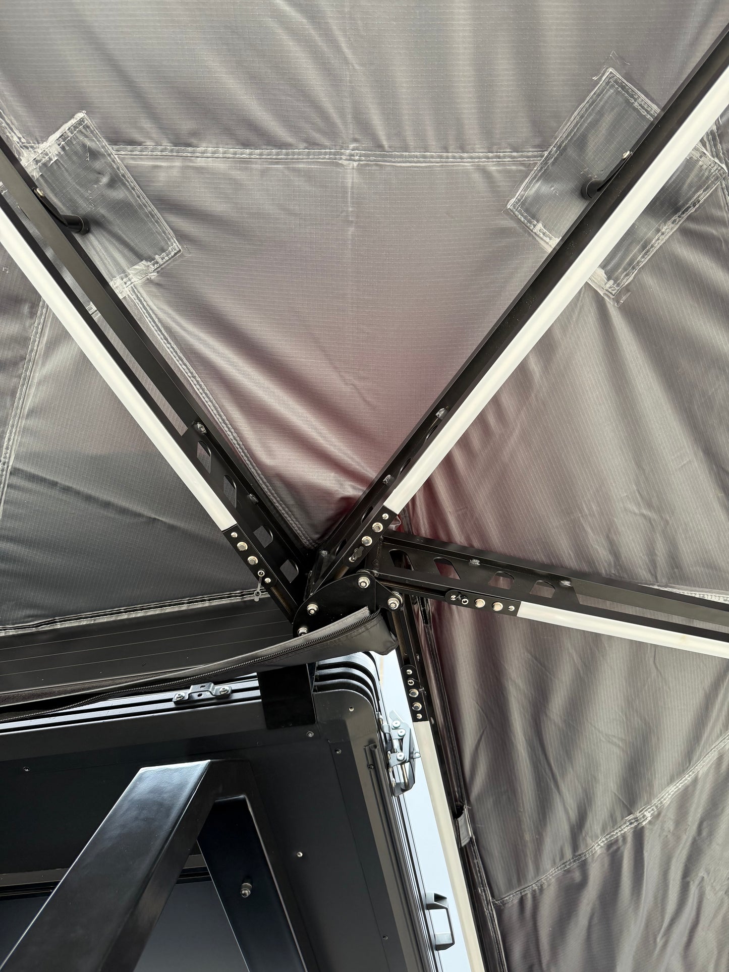 CJ 4x4 270 Degree Freestanding Awning