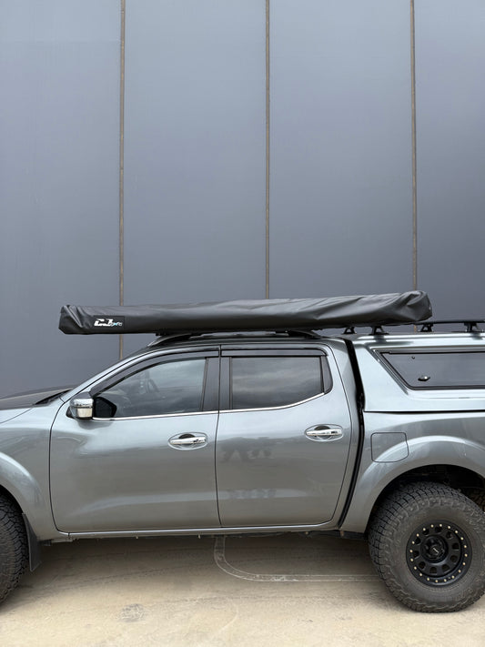 CJ 4x4 180 Degree Freestanding Awning
