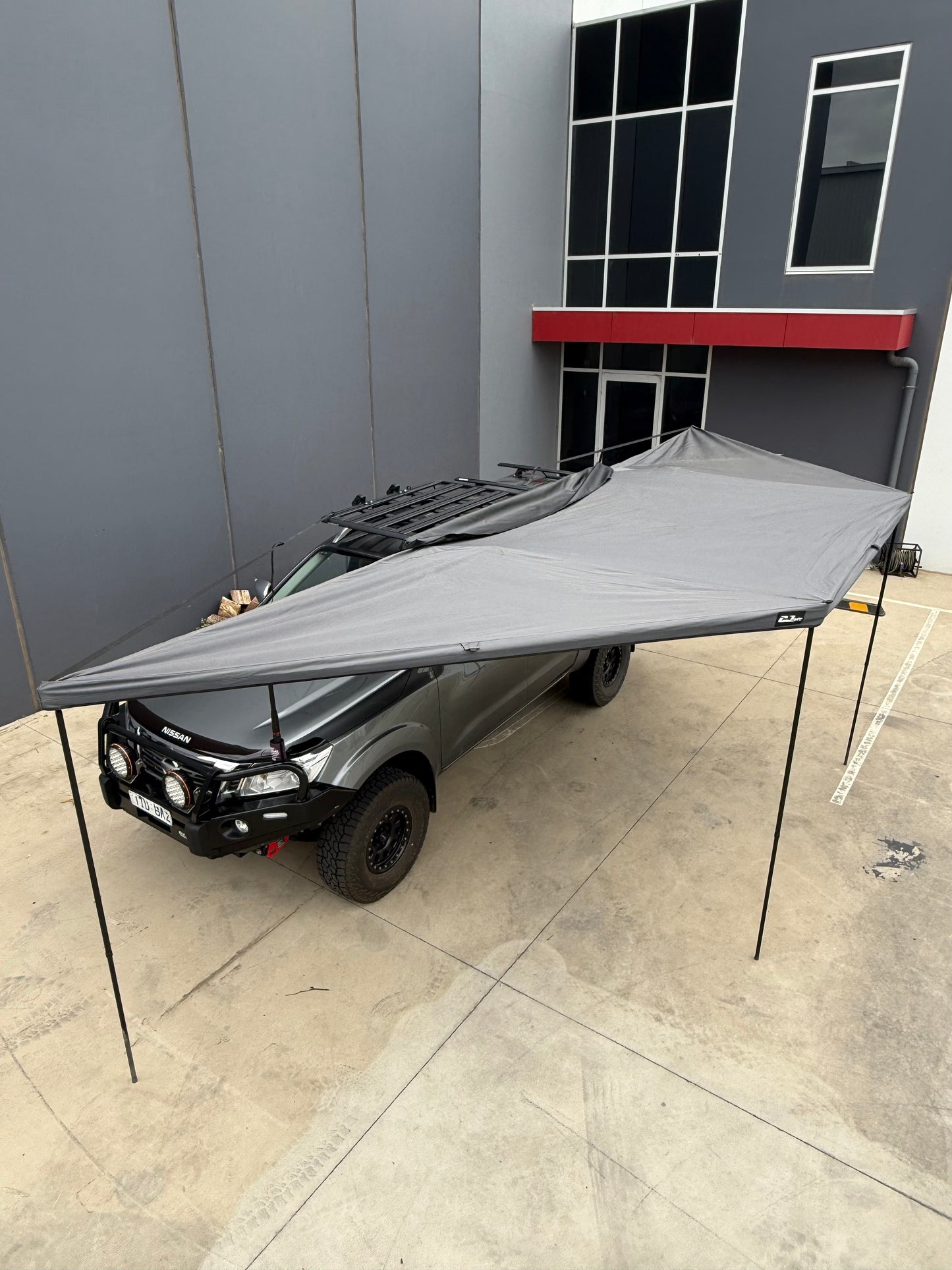 CJ 4x4 180 Degree Freestanding Awning