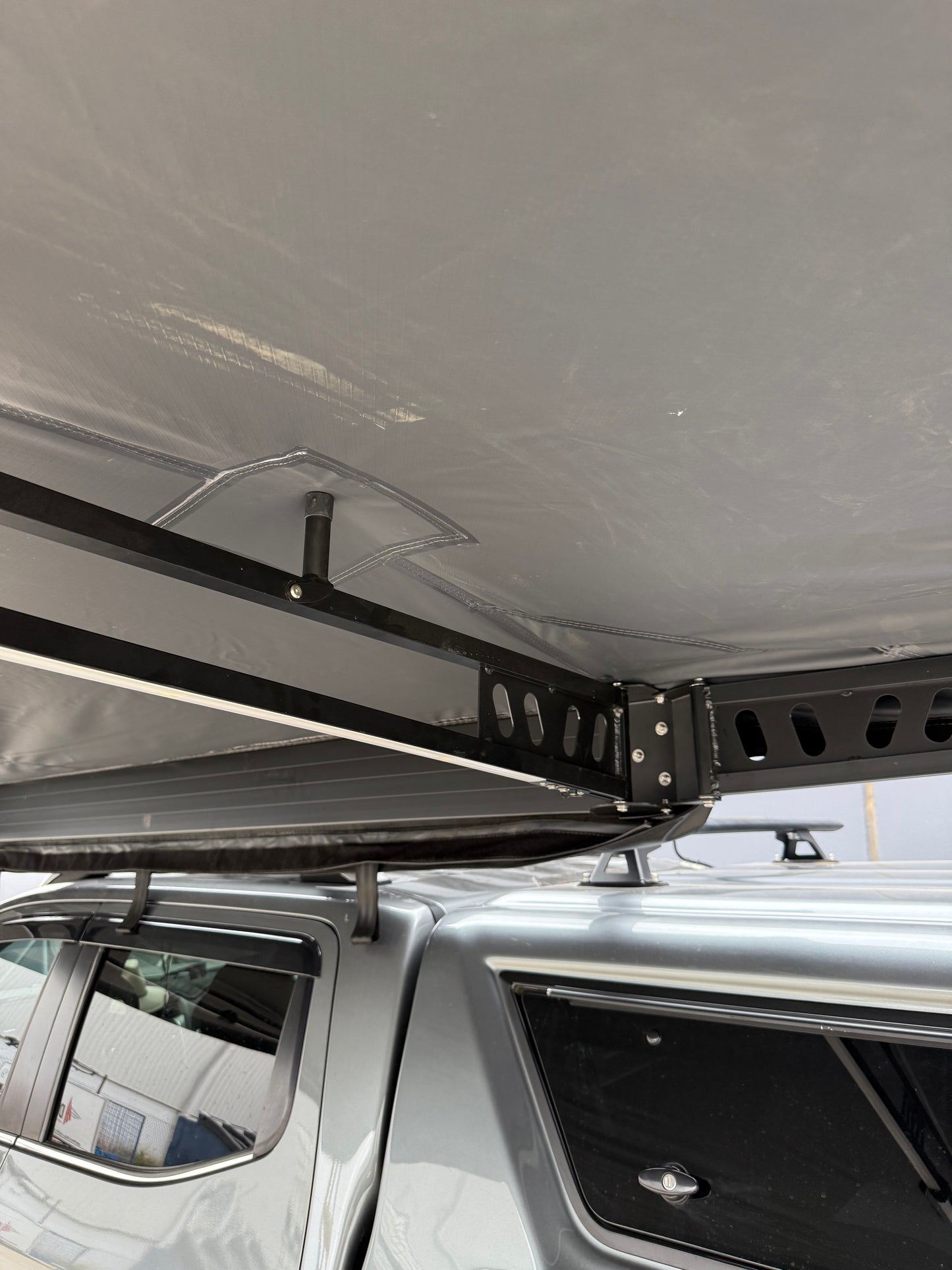 CJ 4x4 180 Degree Freestanding Awning